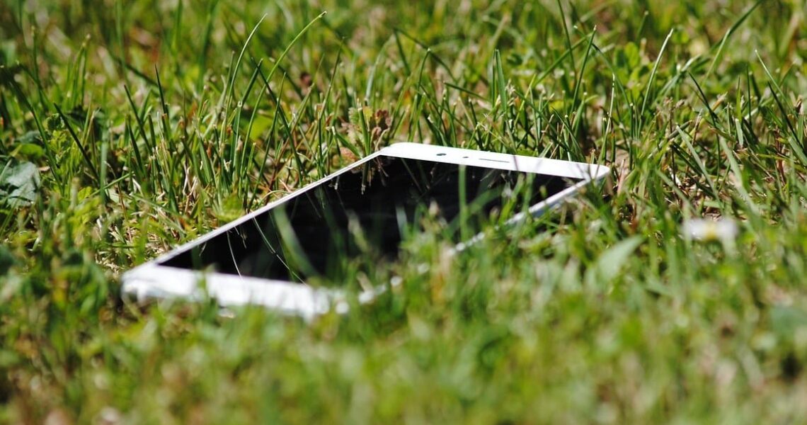 In-App Purchases vs Subscriptions: How to Choose the Right Monetization Model for Your iOS App